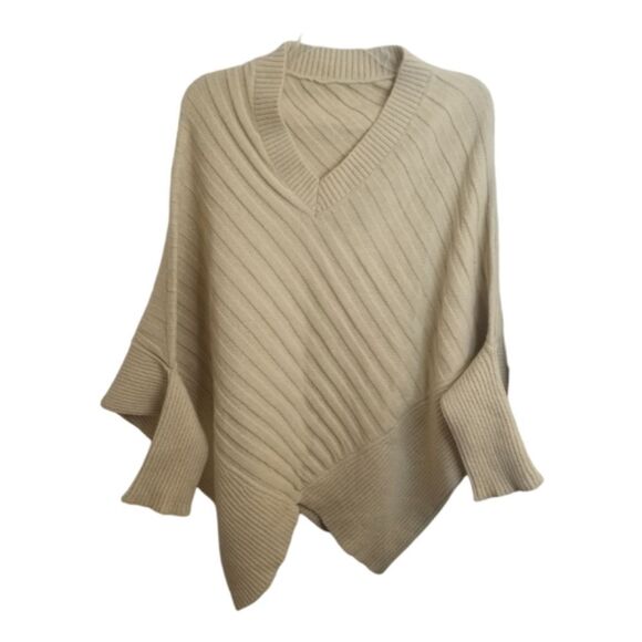 Women's Poncho Style Sweater with Arms B4 - Picture 1 of 2